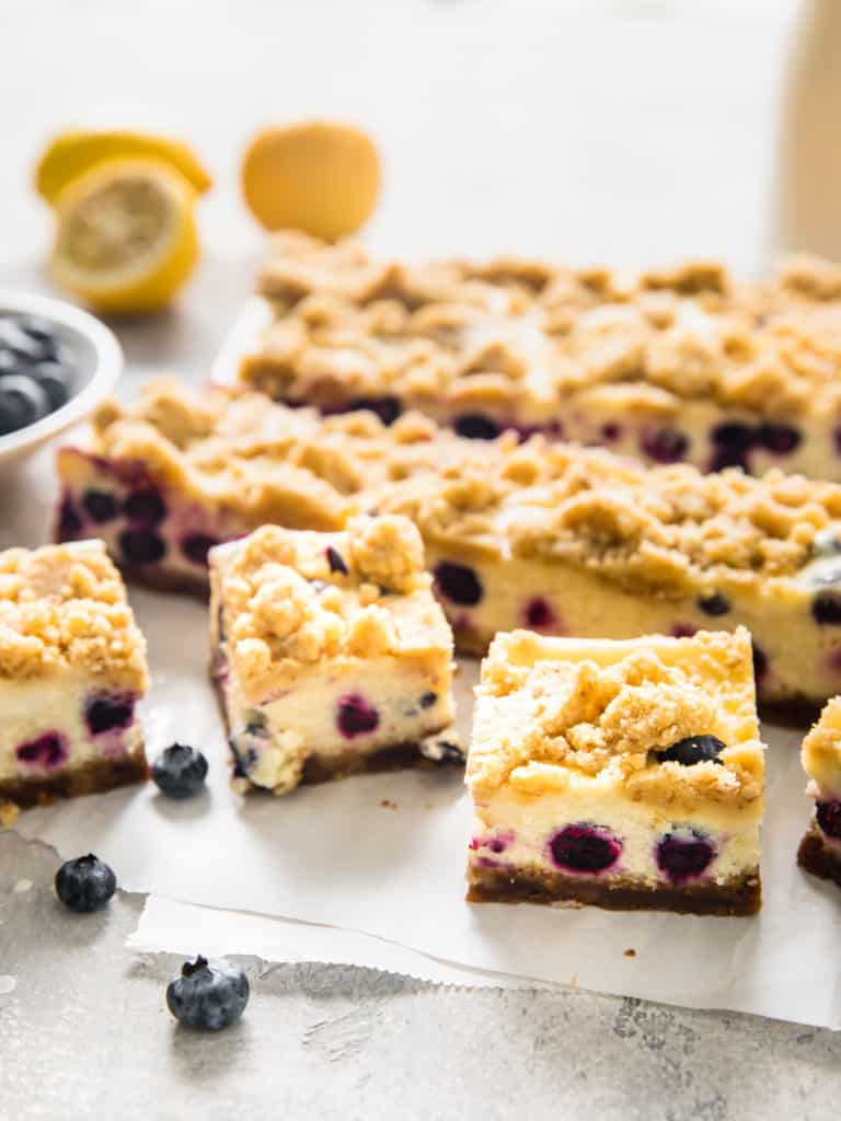 Lemon Blueberry Cheesecake Crumb Bars - DreamyBaker